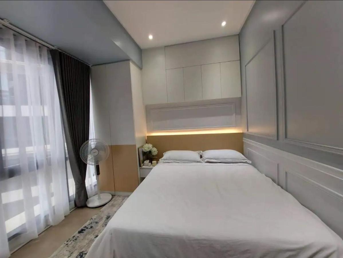 The Florence At Mckinley Hill Taguig Esterno foto