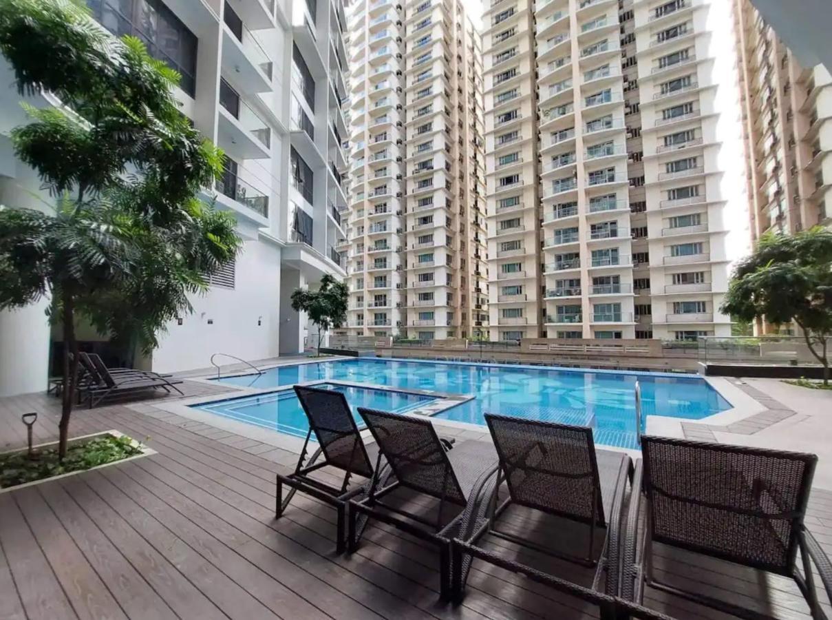 The Florence At Mckinley Hill Taguig Esterno foto