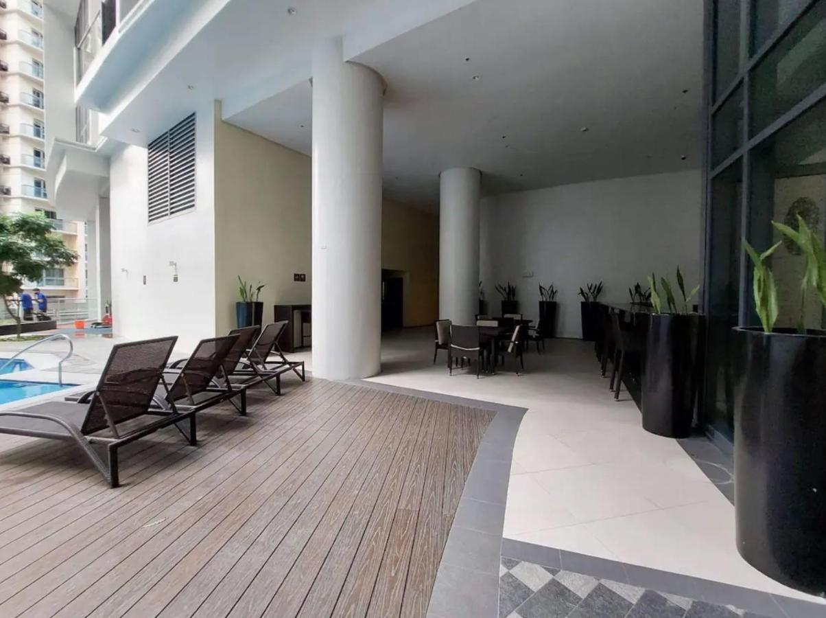 The Florence At Mckinley Hill Taguig Esterno foto