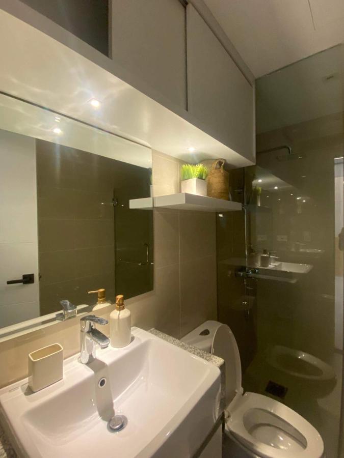 The Florence At Mckinley Hill Taguig Esterno foto